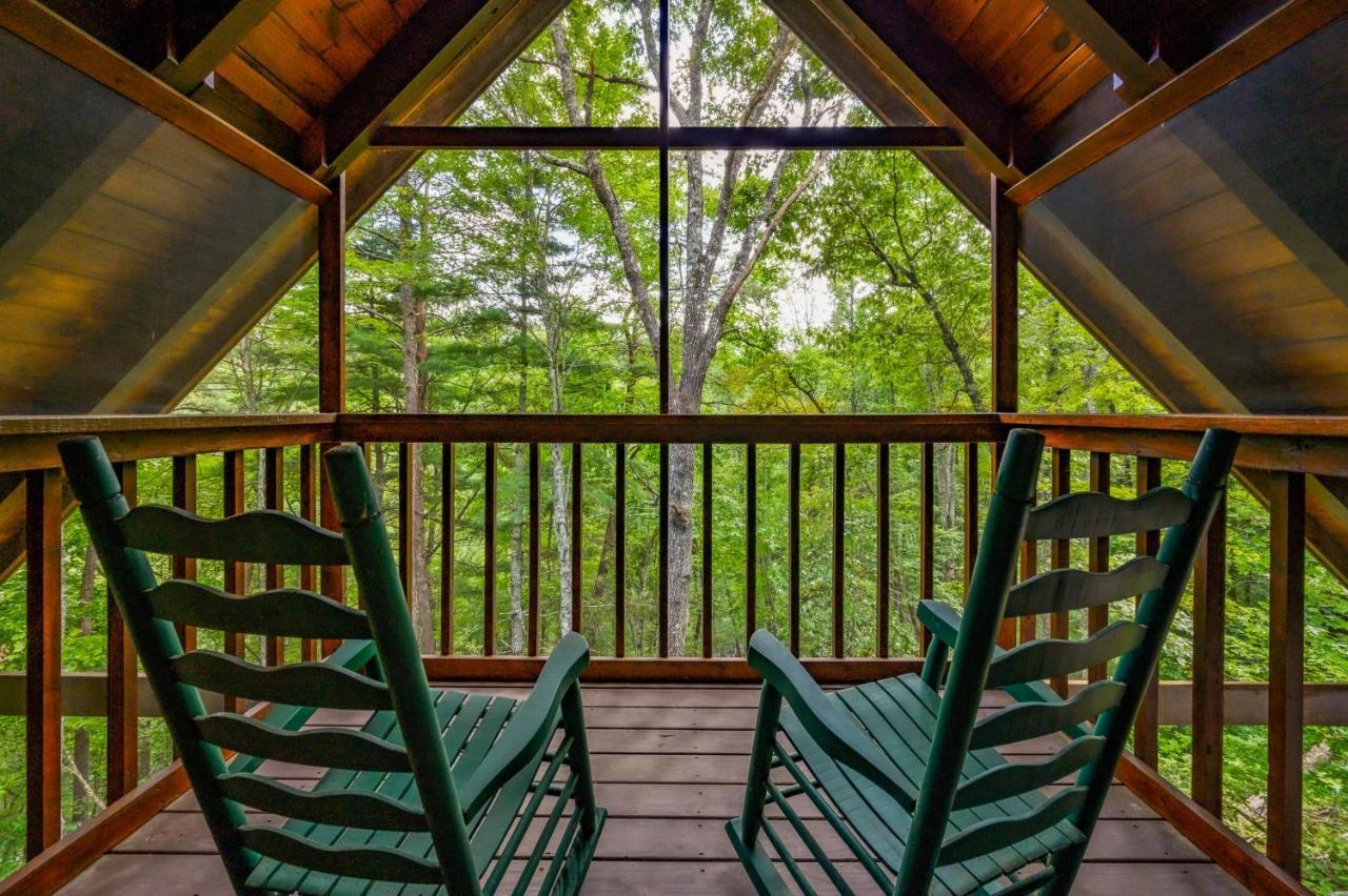 Gypsy Road - Privacy! Log Cabin With Hot Tub, Wifi, Directv And Arcade سيفيرفيل المظهر الخارجي الصورة
