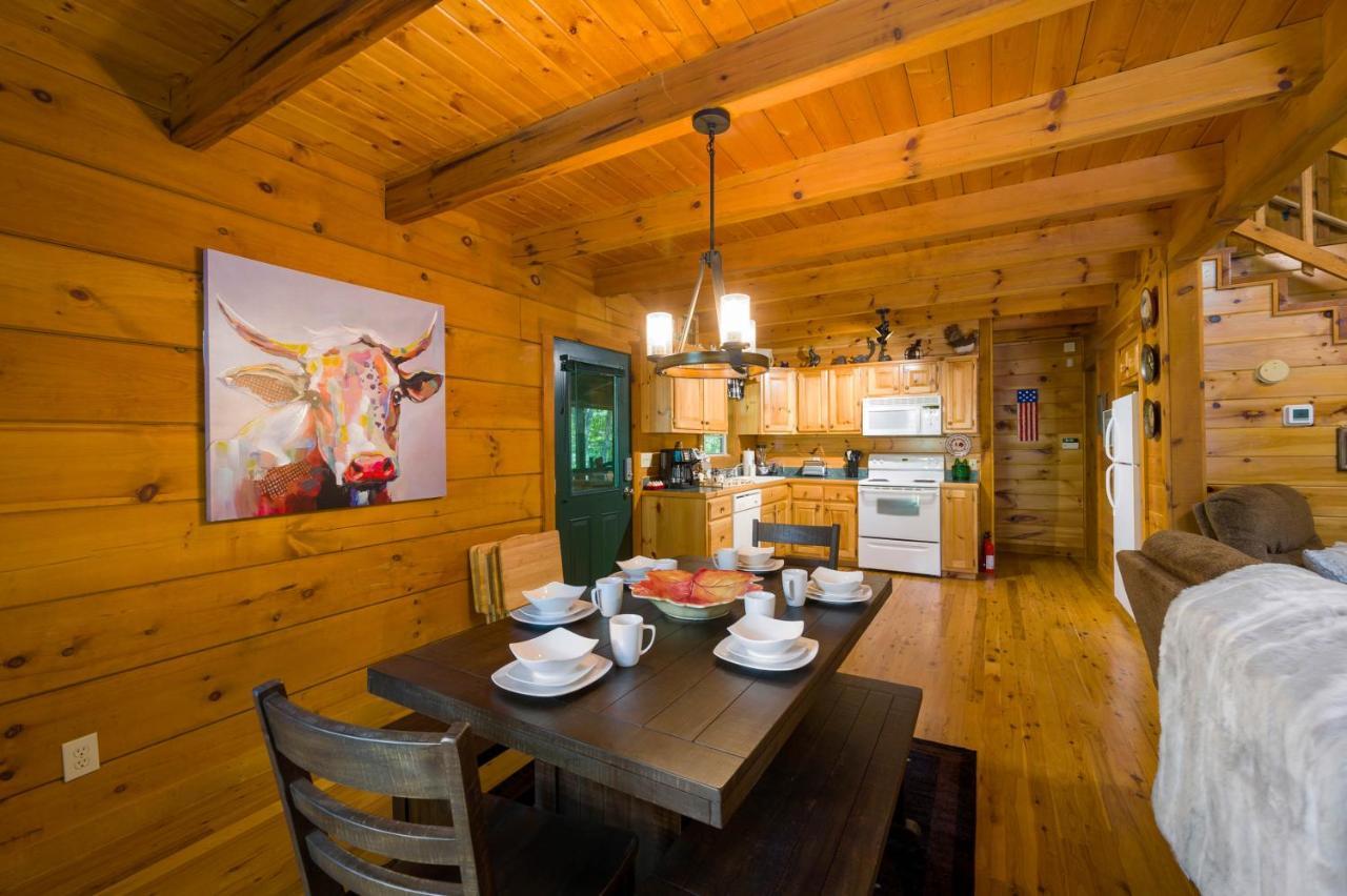Gypsy Road - Privacy! Log Cabin With Hot Tub, Wifi, Directv And Arcade سيفيرفيل المظهر الخارجي الصورة
